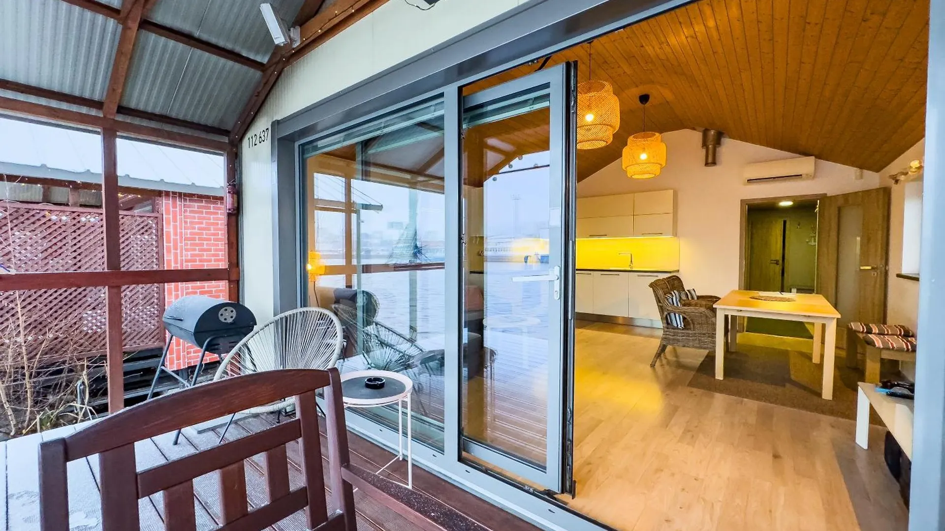 Hotel Houseboat Franklin - Houseboats Benjamin & Franklin Prag