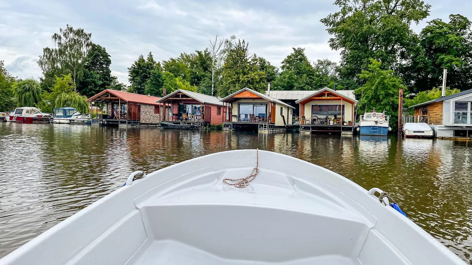 Hotel Houseboat Franklin - Houseboats Benjamin & Franklin Prag Tschechische Republik
